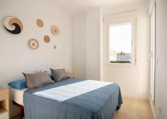 Casa Playa Fontanilla * كونيل ذي لا فرونتيرا