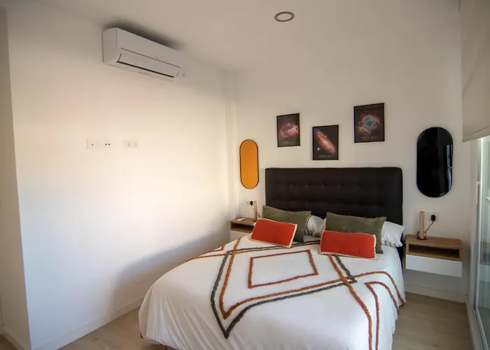 Casa Playa Fontanilla * كونيل ذي لا فرونتيرا